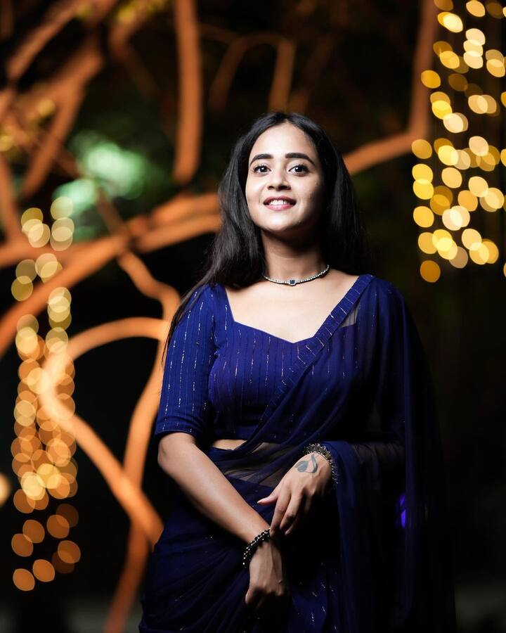 దీప్తి సునయన లేటెస్ట్ ఫోటోలు -Image Credit:Deepthi Sunaina/Instagram