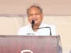 Rajasthan News: सितंबर से 1.33 करोड़ महिलाओं में बंटेगा स्मार्टफोन और फ्री इंटरनेट, गहलोत सरकार कर रही तैयारी