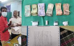 தவறவிட்ட பணம்.. மயங்கி விழுந்த மூதாட்டி.. உரியவரிடம் ஒப்படைத்த 108 ஊழியர்