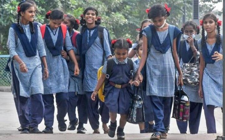 School Reopening: 1 முதல் 9-ஆம் வகுப்புக்கு பள்ளிகள் திறப்பு எப்போது? வெளியான புதிய தகவல்..