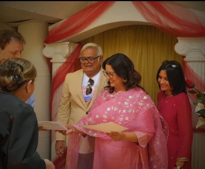 अभिनेता राजकुमार रावनं कमेंट करत लिहिलं, 'माझ्या सर्वात आवडत्या जोडीला मी शुभेच्छा देतो.'