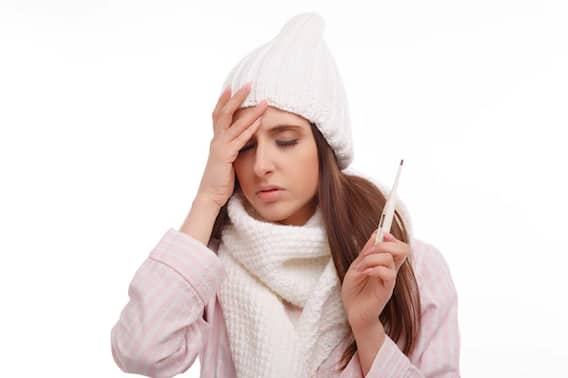 Flu Symptoms : गर्मी में फ्लू की परेशानी होने पर दिखते हैं ये लक्षण, तुरंत कराएं अपना इलाज