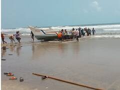 सिंधुदुर्गच्या किनारपट्टीवरील पर्यटनाला ब्रेक; जलक्रीडा, प्रवासी होडी वाहतूक सेवा 31 ऑगस्टपर्यंत बंद