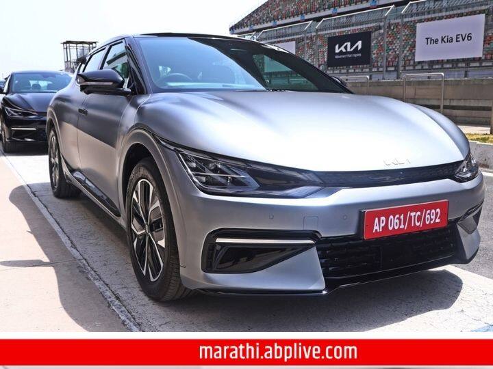 Review: एक चार्जमध्ये गाठते 500 किमीचा पल्ला; Kia EV6 बद्दल जाणून घ्या संपूर्ण माहिती Reaches a range of 500 km in a single charge; all information about Kia EV6 Review: एक चार्जमध्ये गाठते 500 किमीचा पल्ला; Kia EV6 बद्दल जाणून घ्या संपूर्ण माहिती