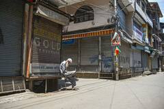 Yasin Malik News: यासीन मलिक पर फैसले से पहले श्रीनगर के कई बाजार बंद, देखें तस्वीरें