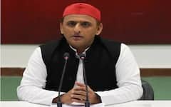 Loksabha bypoll: Azamgarh से किसे मैदान में उतारेगी सपा, नाम पर सस्पेंस बरकरार। Akhilesh Yadav