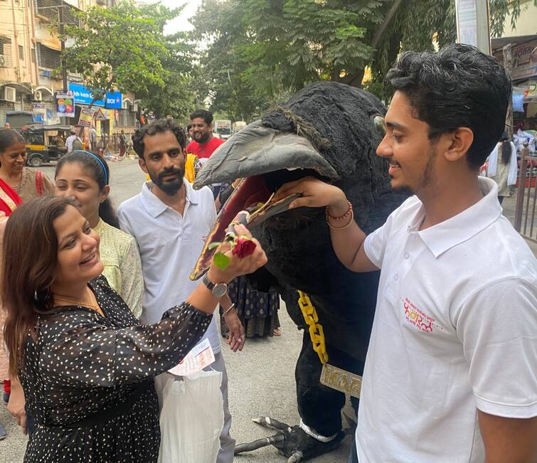 Martin is promoting Funral The movie will hit the screens on June 10 Funral : मार्टिन करतोय 'फनरल'चं प्रमोशन; 10 जूनला सिनेमा येणार प्रेक्षकांच्या भेटीला