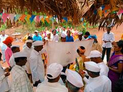 एका छोट्या वाडीतील साध्या लग्नाची गोष्ट