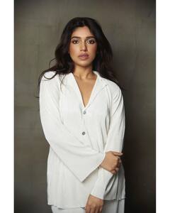 PHOTO: बॉलिवूड अभिनेत्री भूमी पेडणेकरचा ग्लॅमरस अंदाज; नाईट सूटमध्येही दिसते खास!