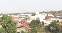 Chhattisgarh News: छत्तीसगढ़ के इस गांव में महिलाओं को दिया गया सम्मान, घरों के बाहर लगी महिलाओं के नाम की नेम प्लेट