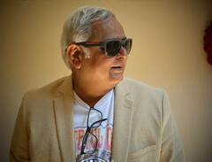 Hansal Mehta Marriage: 17 साल के रिश्ते को हंसल मेहता ने दिया नया नाम, पार्टनर सफीना हुसैन संग रचाई शादी