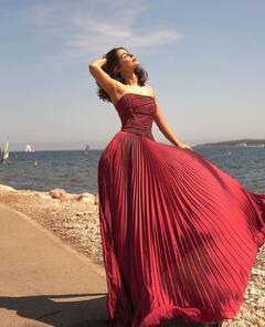 Hina Khan: टीवी सीरियल की क्वालिटी को लेकर उठे रहे सवालों पर बोली हिना खान, 'दर्शक देखते हैं इसलिए बनते हैं ऐसे...'