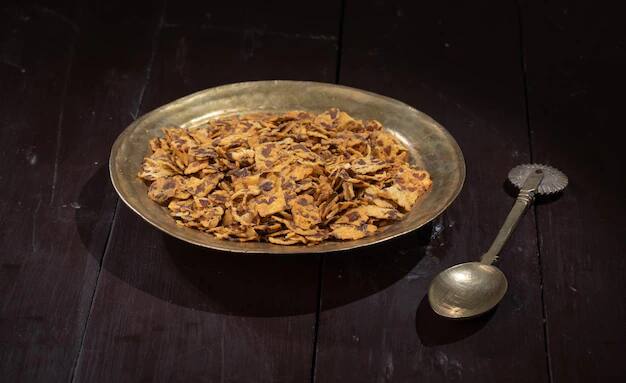 उबले और रोस्टेड काले चने में नींबू का रस मिलाकर खाया जा सकता है. इससे आपका वजन कम होगा. (Photo - Freepik)