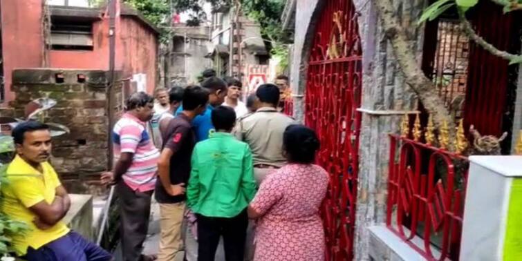 North 24 Pargana Nimata Kali temple Allegation of stealing jewelery worth lakhs of rupees North 24 Pargana News: নিমতা কালী মন্দিরে লক্ষাধিক টাকার গয়না চুরির অভিযোগ