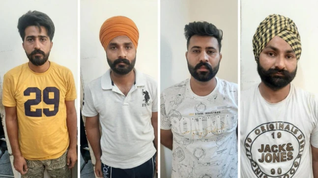 Ferozepur police taken two of the four suspected terrorists arrested from Bastara toll plaza in Karnal on production warrants ਕਰਨਾਲ 'ਚ ਫੜੇ ਗਏ 4 ਸ਼ੱਕੀ ਅੱਤਵਾਦੀਆਂ 'ਚੋਂ 2 ਨੂੰ ਪ੍ਰੋਡਕਸ਼ਨ ਵਾਰੰਟ 'ਤੇ ਲਿਆਈ ਫਿਰੋਜ਼ਪੁਰ ਪੁਲਿਸ  