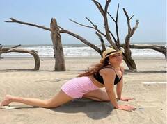 વાયરલ થઈ રહી છે મોનાલિસાની બોલ્ડ તસવીરો, 39ની ઉંમરે પણ સોશિયલ મીડિયા પર લગાવે આગ