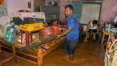 Assam Floods: জল থই থই লকআপের পাশে বসেই কাজ পুলিশের, অসমে বন্যায় মৃত ২৭, ক্ষতিগ্রস্ত ৫.৮০ লক্ষ