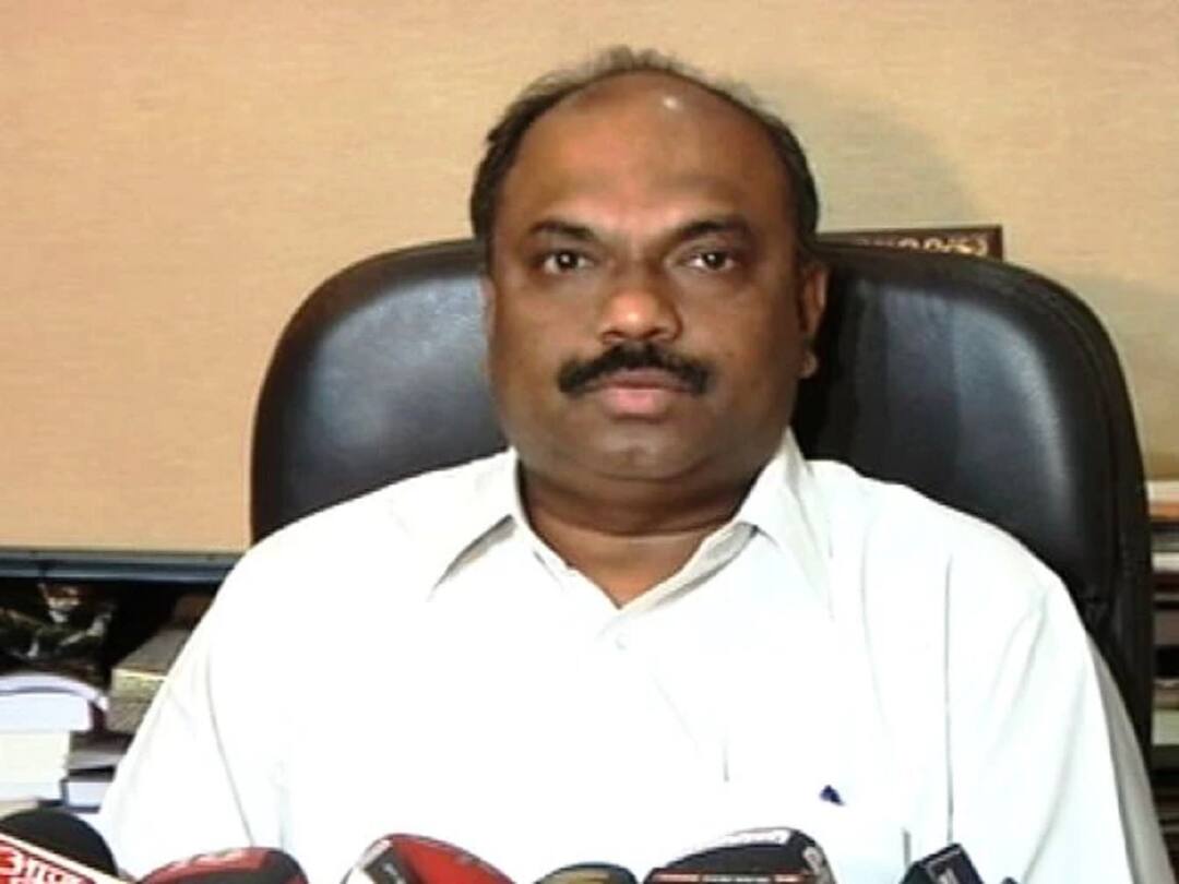 Ed raids on shivsena leader and state transport minister Anil parab house ED Raids On Anil Parab : परिवहन मंत्री अनिल परब यांच्या निवासस्थानी ईडीचा छापा