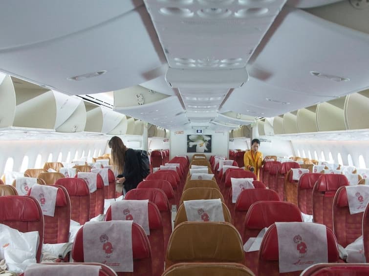 Air India cabin crew Recruitment 2022 know details here Air India Jobs: এয়ার ইন্ডিয়ায় কেবিন ক্রু পদে হবে নিয়োগ, এঁরা করতে পারবেন আবেদন