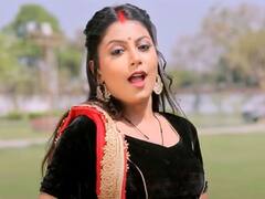 Bhojpuri Song: Mahi की कातिल निगाहों पर अटका चाहने वालों का दिल, लोगों ने जमा डाली महफ़िल