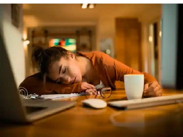 3 Benefits of Taking Power Nap at Work Powernap: பிரபலமாகும் பவர் நேப்! தமிழகத்தில் அமலாகுமா? அட இதுதான் விஷயமா?