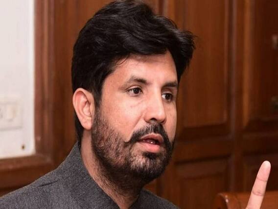 Punjab News: अमरिंदर सिंह राजा ने सुनील जाखड़ पर बोला हमला, राज्यसभा टिकट के लिए बीजेपी ज्वाइन करने का आरोप लगाया Punjab News: अमरिंदर सिंह राजा ने सुनील जाखड़ पर बोला हमला, राज्यसभा टिकट के लिए बीजेपी ज्वाइन करने का आरोप लगाया