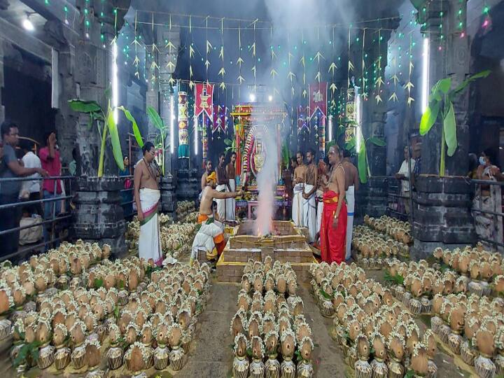 அக்னி நட்சத்திர நிறைவையொட்டி, தோஷ நிவர்த்தி பூஜையில் 1008 கலசம் வைத்து சிறப்பு யாகம்