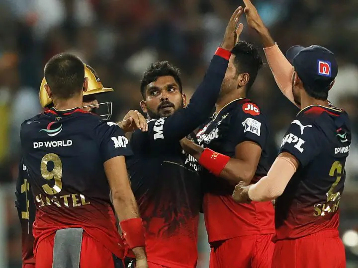IPL 2023: IPL પહેલા આકાશ ચોપડાએ RCB માટે કરી મોટી ભવિષ્યવાણી, કહ્યું ટૉપ-3માં પણ ટીમ નહીં બનાવી શકે જગ્યા....