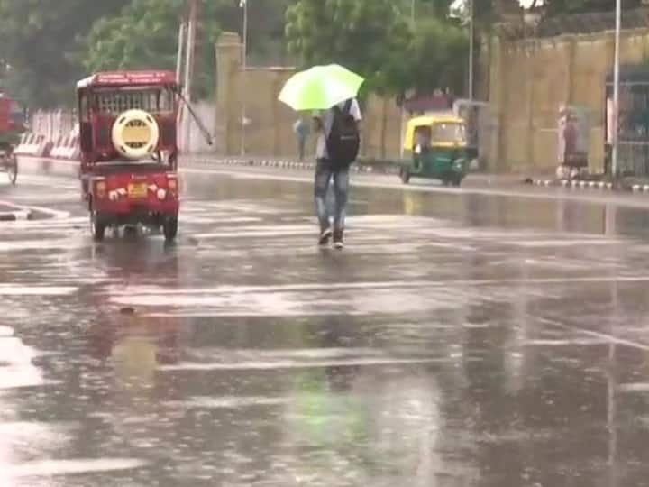UP Weather Forecast Today 26 May IMD Rain Alert in lucknow, varanasi, prayagraj, kanpur, gorakhpur, ayodhya, meerut, agra news UP Weather Forecast: यूपी में अभी और होगी बारिश या चलेगी 'लू', जानें- अगले 5 दिनों तक के मौसम का अपडेट