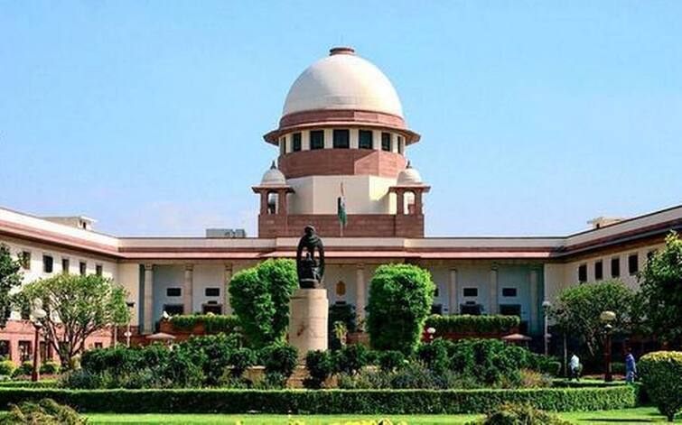 Sex Workers Have All Basic Human Rights, Police Should Treat Them With Dignity: SC Sex Workers Have All Basic Human Rights, Police Should Treat Them With Dignity: SC