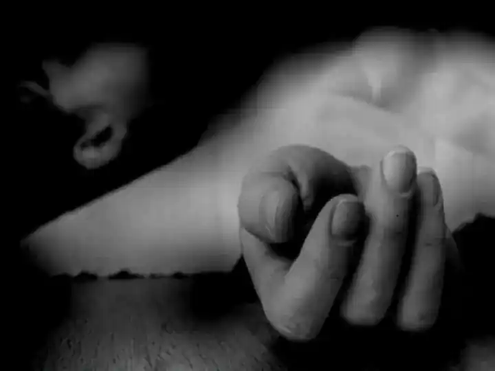 Fatehpur Crime News: शक के चलते 75 साल के बुजुर्ग पति ने ली पत्नी की जान, पुलिस पहुंची तो चारपाई के नीचे छिपा था