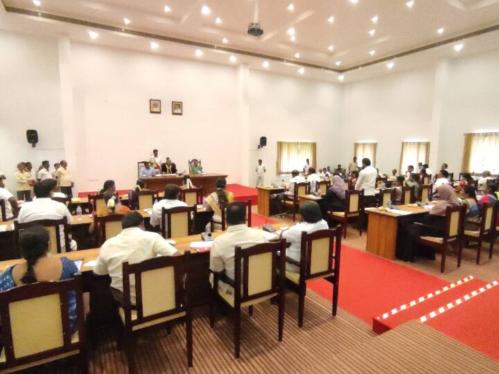 ABP Nadu Impact: Corruption in Smart City Project DMK and AIADMK debate at council meeting. சேலம் : ஸ்மார்ட் சிட்டி திட்டத்தில் ஊழல் : மாமன்ற கூட்டத்தில் திமுக மற்றும் அதிமுக வாக்குவாதம்.