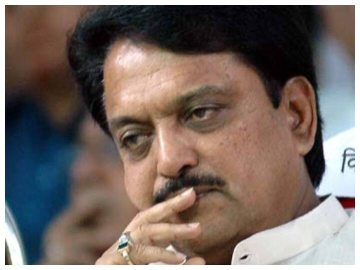वहीं जेनेलिया डिसूजा ने भी अपने इंस्टाग्राम अकाउंट पर उनकी तस्वीर शेयर करते हुए दिल को पिघला देने वाला नोट शेयर किया है.