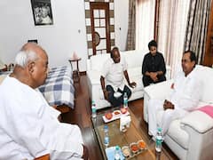 CM KCR Meets Devegowda : మాజీ ప్రధాని దేవెగౌడతో సీఎం కేసీఆర్ భేటీ, జాతీయ రాజకీయాలపై చర్చ!