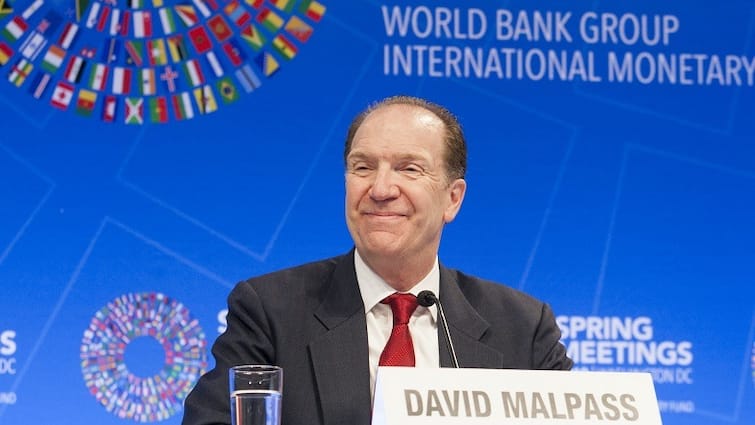 World Bank president David Malpass says soon there will be economic recession in the world fear of escalating crisis जागतिक बँकेचे अध्यक्ष म्हणतात, लवकरच जगात आर्थिक मंदीची लाट, संकट वाढण्याची भीती