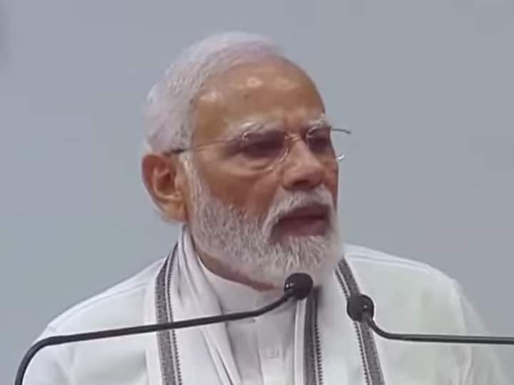 PM Narendra Modi Address Lays Foundation Stones 11 Projects Jawaharlal Nehru Stadium Chennai PM Modi Chennai Visit PM Modi Speech: ”செந்தமிழ் நாடெனும் போதினிலே” : பாரதியார் பாடலையும், தமிழையும் போற்றிய பிரதமர் மோடி