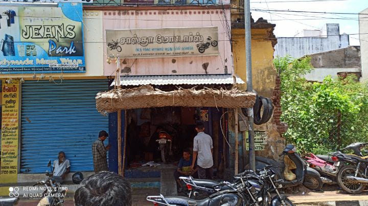 பார்வையை இழந்தாலும் நம்பிக்கை இழக்காத  மெக்கானிக் கண்ணப்பன்.. ஒரு தன்னம்பிக்கை கதை..