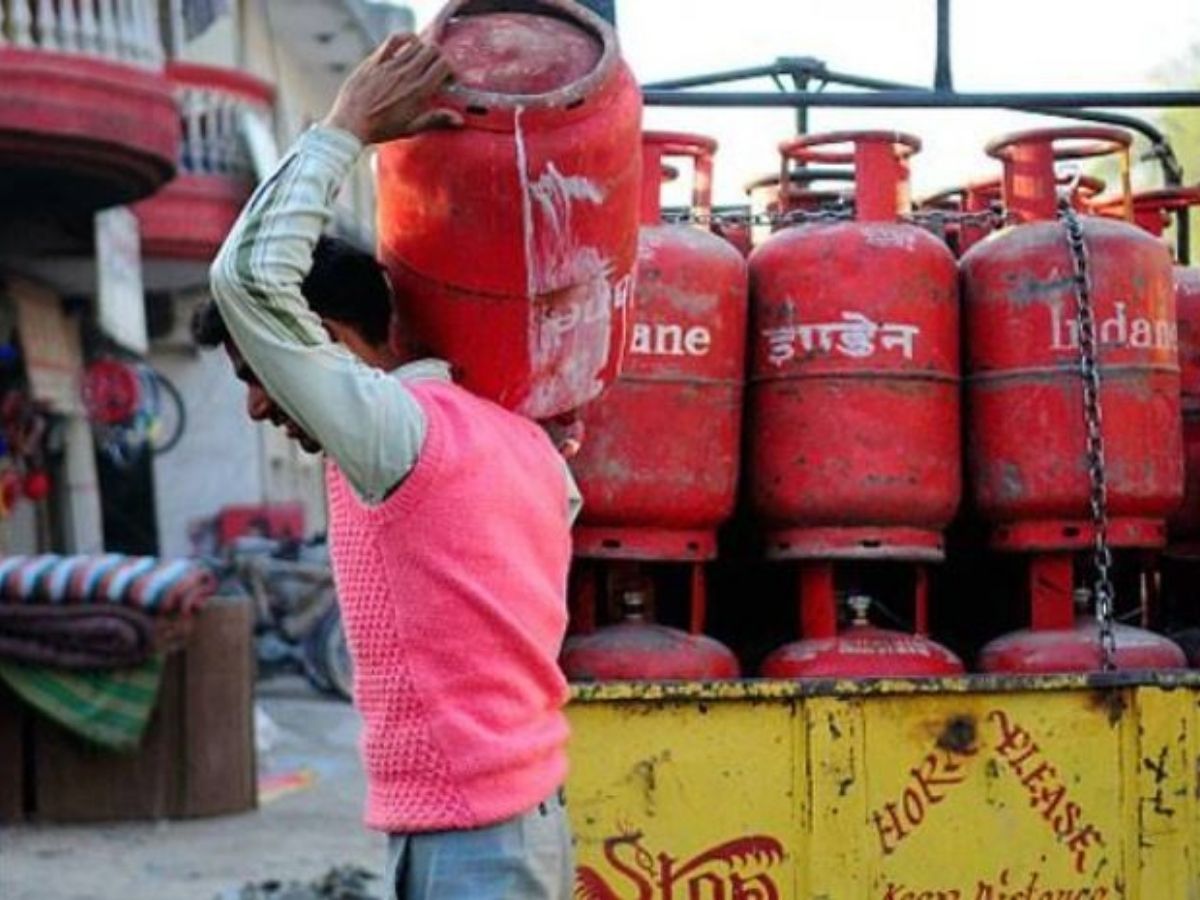 LPG Gas Connection: LPG gas connection becomes costlier by Rs 750, new  price will be applicable from June 16 | LPG Gas Connection: ਗੈਸ ਸਿਲੰਡਰ ਤੋਂ  ਬਾਅਦ ਕੁਨੈਕਸ਼ਨ ਲੈਣਾ ਵੀ ਹੋਇਆ ਮਹਿੰਗਾ,