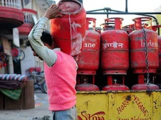 LPG Subsidy: શું હવે LPG ના ભાવ નહીં વધે? સરકાર 30 હજાર કરોડ ખર્ચી શકે છે, જાણો શું છે પ્લાન