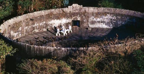 Mumbai Haunted Places:  ये हैं मुबंई की सबसे डरावनी जगहें! जहां शाम ढलने के बाद परिंदा भी नहीं मारता पर