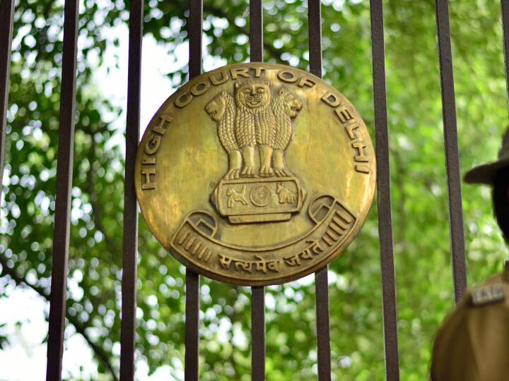 delhi high court said  story remove encroachment from tughlaqabad fort in four weeks Delhi News: तुगलकाबाद किले मामले पर दिल्ली HC सख्त, चार हफ्ते में अतिक्रमण हटाने का आदेश