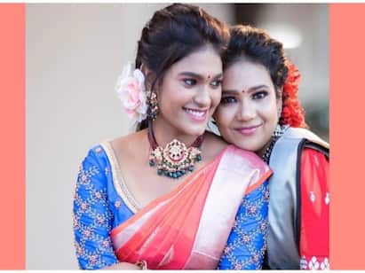 actress srinidhi sudharsan insta live video about her friend nachatra நடிகை நட்சத்திராவை அவங்க அம்மாகூட எப்படியாவது சேத்து வைங்க..! தோழிக்காக இன்ஸ்டாவில் கெஞ்சிய சீரியல் நடிகை..!