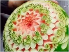 Watermelon Art: तरबूज पर उकेरी ऐसी Design कि हैरान रह गए सब, आप भी देखिए