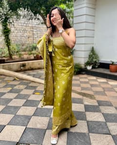 Rashmika Mandanna: బ్లాక్ డ్రెస్ లో రష్మిక - ఫొటోలు వైరల్ 