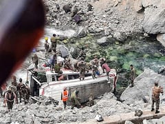 Ladakh Accident: Injured Jawans Airlifted To Hospital. PM, Rahul Gandhi Extend Grief | Key Updates