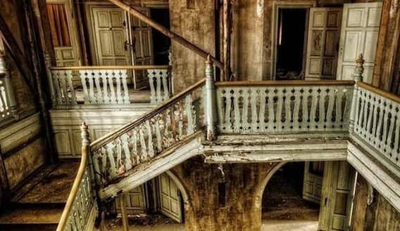 Mumbai Haunted Places:  ये हैं मुबंई की सबसे डरावनी जगहें! जहां शाम ढलने के बाद परिंदा भी नहीं मारता पर