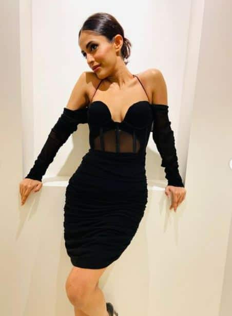 Hot look of actress Priya Banerjee in black dress is giving competition to Bollywood actresses