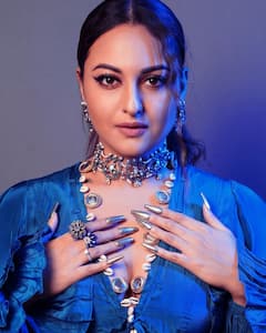 Sonakshi Sinha Photos: ముద్దుగా మురిపిస్తోన్న బీటౌన్ బొద్దుగుమ్మ