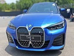 i4 Electric Sedan: BMW ने भारत में उतारी 590km की हाई रेंज और जबरदस्त लुक वाली लग्जरी कार, देखें Photos