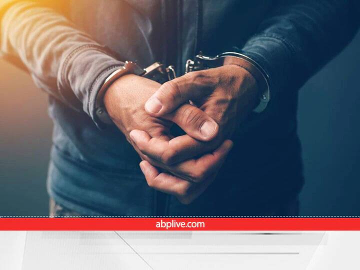 Noida Cyber ​​Crime Police Station arrested Nigerian man for cheating female constable on pretext of marriage Noida News: महिला कांस्टेबल को शादी का झांसा देकर 60 लाख की ठगी, नाइजीरियाई शख्स गिरफ्तार